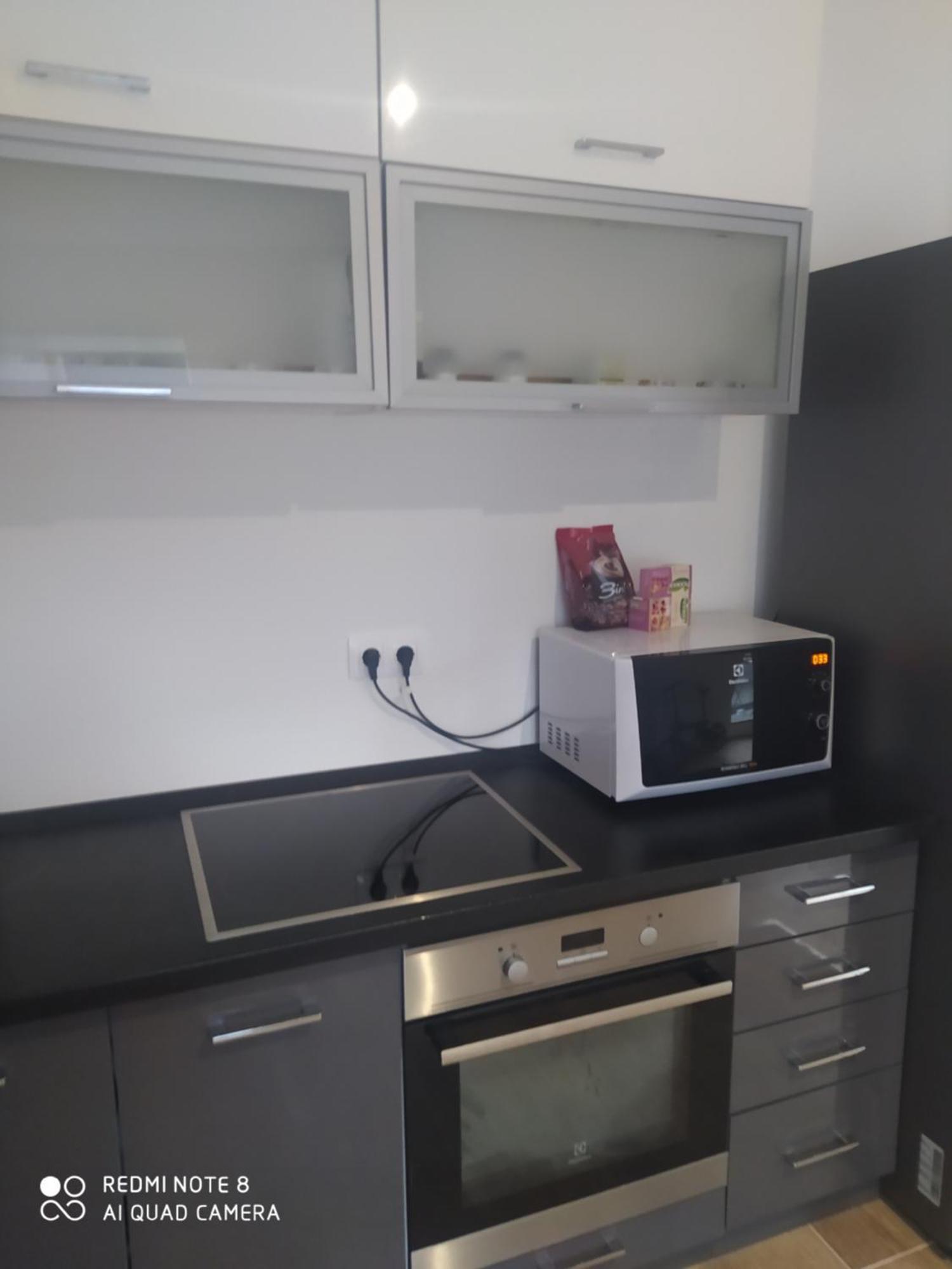 Modern Apartman Szeged Esterno foto